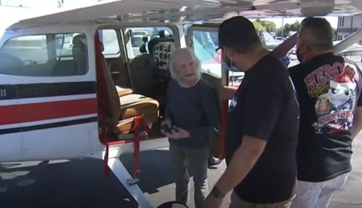 99 سالہ بزرگ ترین پائلٹ اور فلائٹ انسٹرکٹر سے ملیے