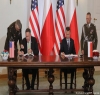 امریکی فوجیوں کی جرمنی سے پولینڈ منتقلی کے معاہدے پر پومپیو کے دستخط