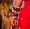 بھارت کا وہ قبیلہ جہا ں دلہن اپنے شوہر کو 21 زہریلے سانپوں کا تحفہ دیتی ہے