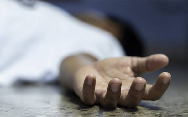 بھارت میں کم سن بچوں نے اپنی والدہ کو موت کے گھاٹ اتار دیا لیکن کیوں؟ ایسی وجہ کہ پولیس اہلکار بھی دم بخود رہ گئے