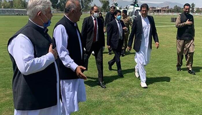 وزیر اعظم عمران خان آج پشاور اور نوشہرہ کا دورہ کریں گے