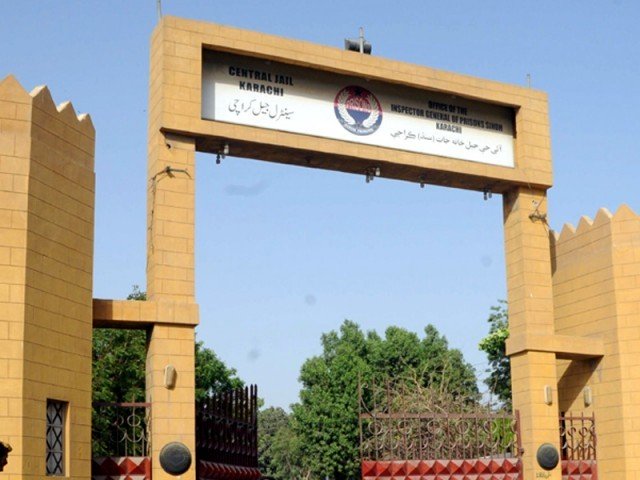 سینٹرل جیل کراچی، 40 قیدی اور عملے کے 3 ارکان کورونا کا شکار